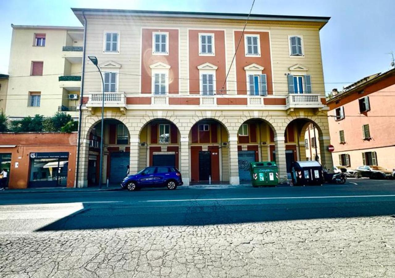 Sky Loft Airport - Modern Apt 1St Floor Bologna Exterior photo