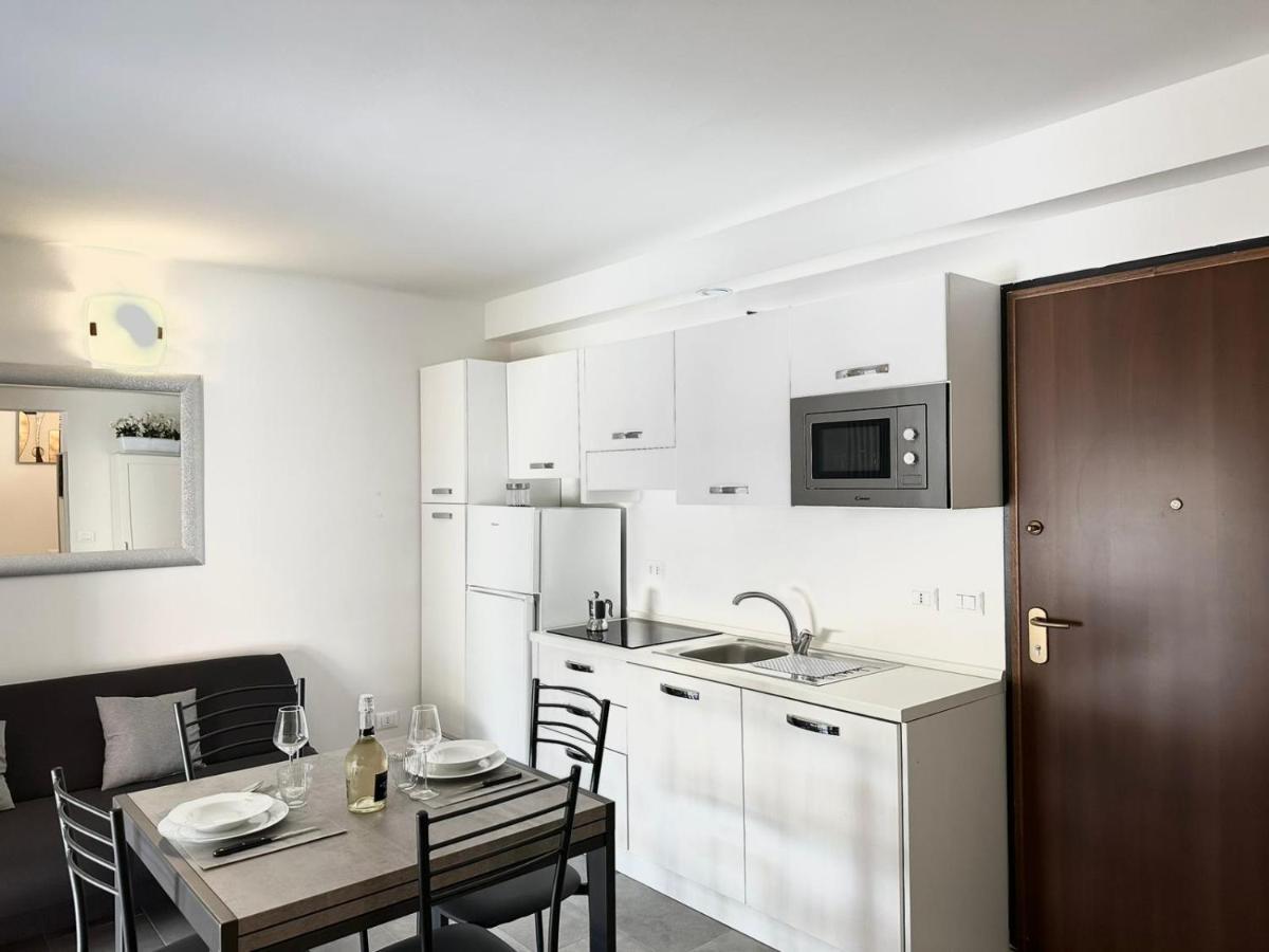 Sky Loft Airport - Modern Apt 1St Floor Bologna Exterior photo